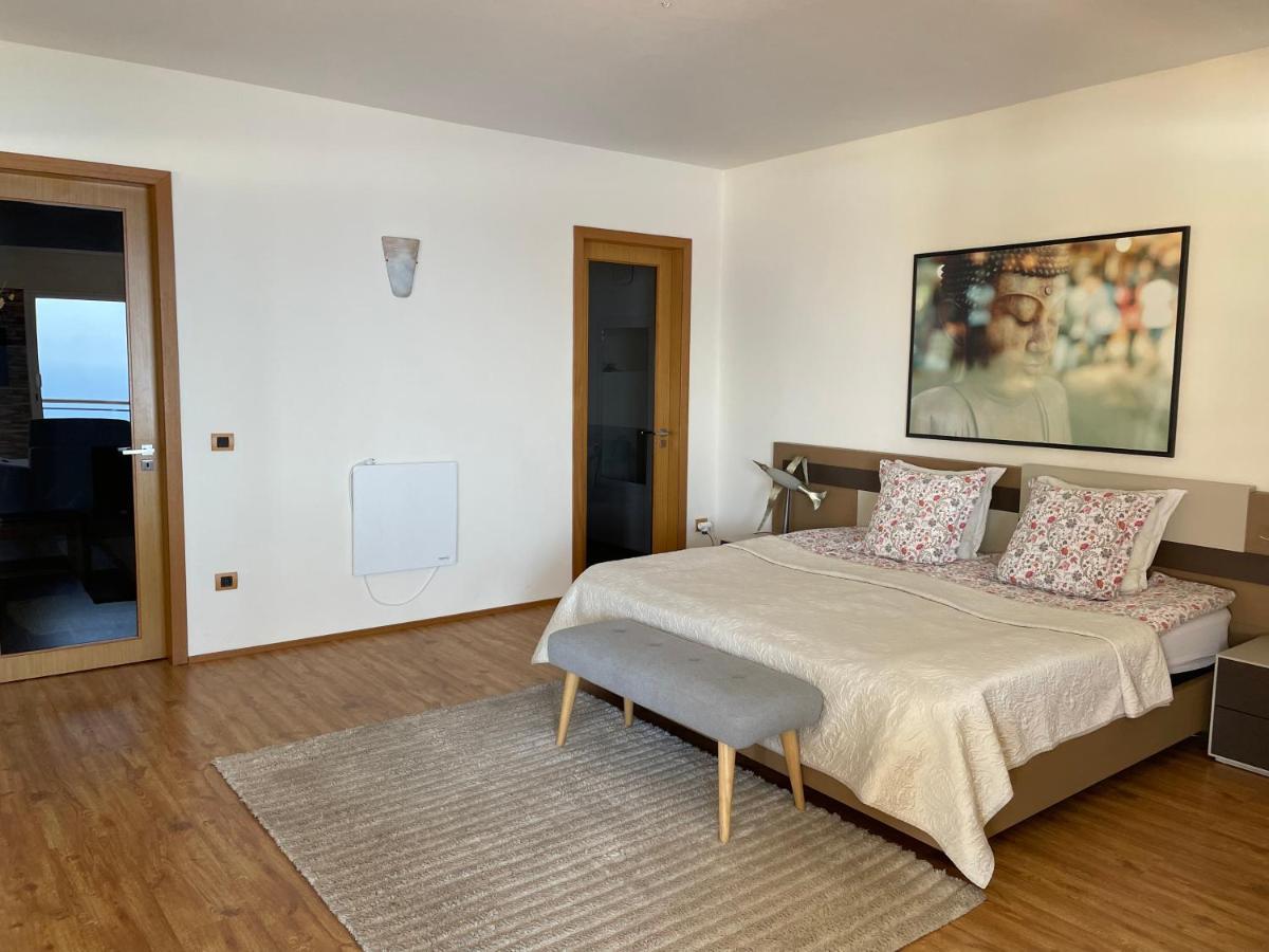 Villa Isabela - Car Rental For Free Canico  Exterior photo